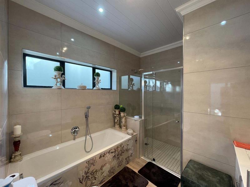 2 Bedroom Property for Sale in Tergniet Western Cape